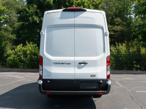 New 2026 Ford Transit 250 148 High Roof Extended RWD image 7