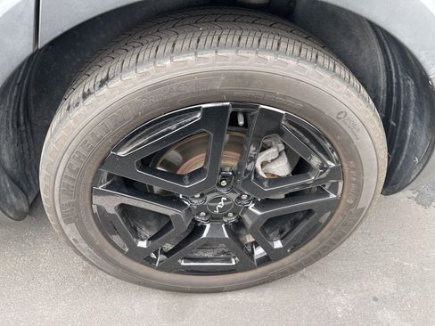 Used 2023 Kia Telluride SX X-Line image 3