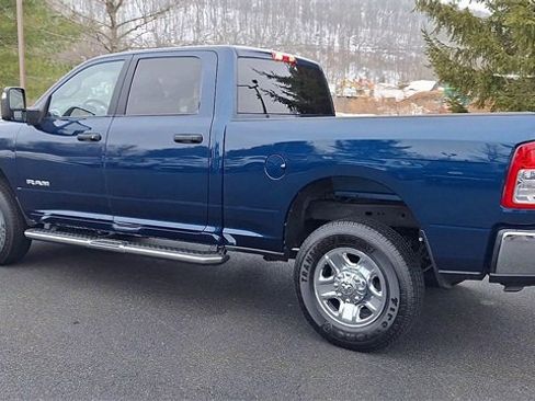 Used 2024 RAM 2500 Big Horn w/ Bed Utility Group image 6