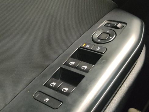 Used 2025 Kia K4 FWD image 27