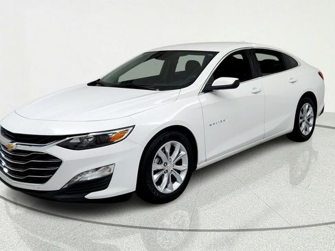 Used 2024 Chevrolet Malibu LT w/ LPO, Floor Liner Package FWD image 1