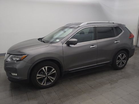 Used 2017 Nissan Rogue SL w/ SL Premium Package FWD image 2