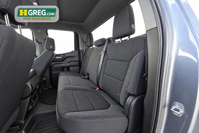 Used 2019 Chevrolet Silverado 1500 Custom w/ Custom Value Package AWD/4WD image 8