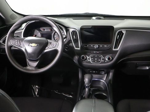 Used 2024 Chevrolet Malibu LT image 28