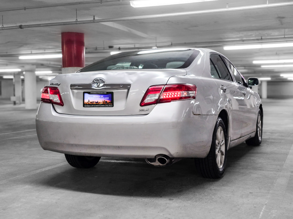 Used 2011 Toyota Camry XLE w/ XLE Extra-Value Pkg #2 FWD image 7