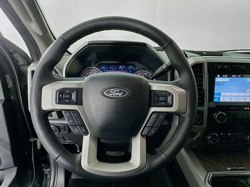 Used 2019 Ford F250 Lariat w/ Lariat Ultimate Package image 11