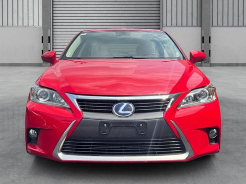 Used 2015 Lexus CT 200h w/ Navigation Package FWD image 9