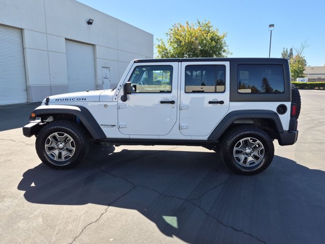 Used 2018 Jeep Wrangler Unlimited Rubicon w/ Connectivity Group AWD/4WD image 9