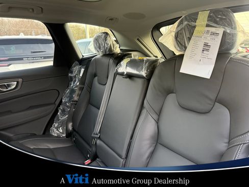 Used 2026 Volvo XC60 B5 Ultra w/ Protection Package Premier AWD/4WD image 14