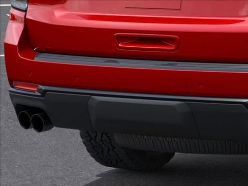 New 2026 Chevrolet Suburban Z71 w/ Z71 Off-Road Package image 17