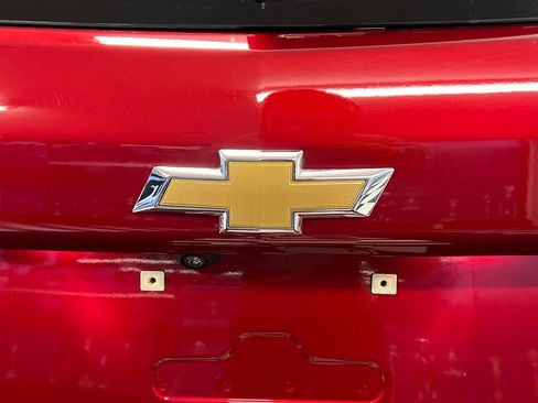 Used 2023 Chevrolet Equinox LT image 11