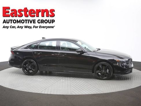 Used 2025 Honda Accord Sport image 46