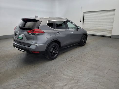 Used 2019 Nissan Rogue SV AWD/4WD image 10