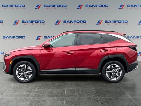 Used 2025 Hyundai Tucson SEL AWD/4WD image 2