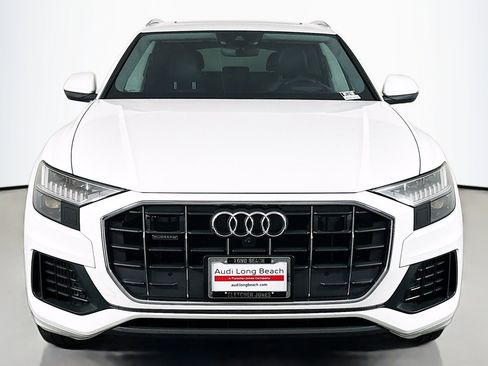 Used 2022 Audi Q8 Prestige image 2