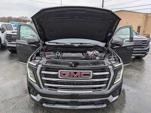 New 2026 GMC Yukon XL Elevation w/ Elevation Premium Package image 11
