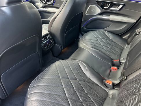 Certified 2023 Mercedes-Benz EQS 580 Black image 28