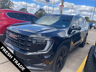 Used 2025 GMC Acadia Elevation w/ Black Edition