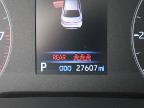 Used 2024 Toyota Corolla LE FWD image 37