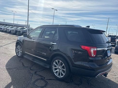 Used 2017 Ford Explorer Limited w/ Equipment Group 301A image 5