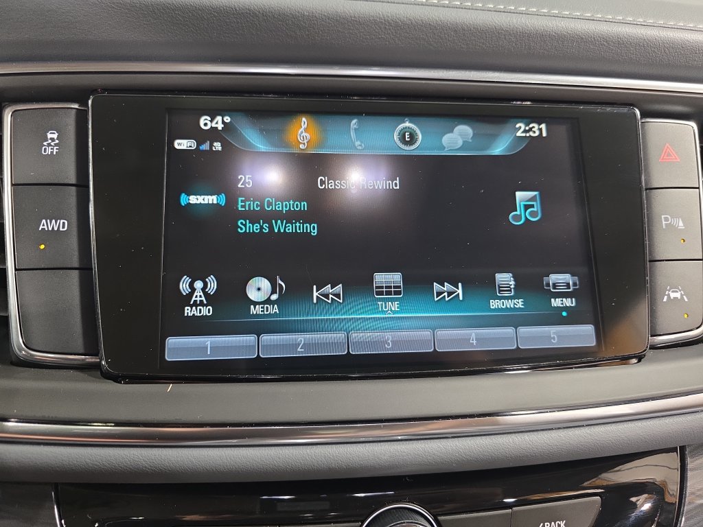 Used 2019 Buick Enclave Premium AWD/4WD image 25