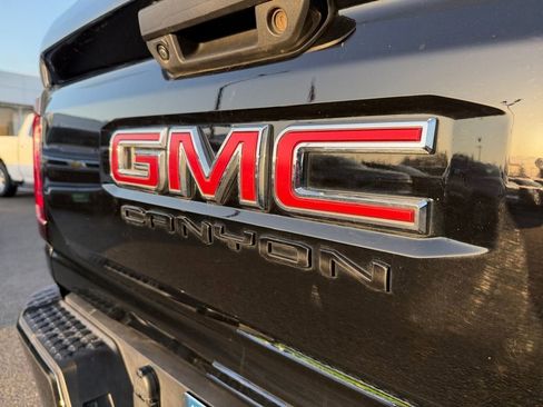 Used 2023 GMC Canyon AT4 w/ AT4 Premium Package AWD/4WD image 36