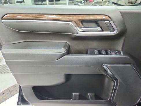 Used 2024 Chevrolet Silverado 1500 LT image 31