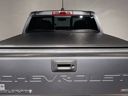 Used 2022 Chevrolet Colorado Z71 image 5