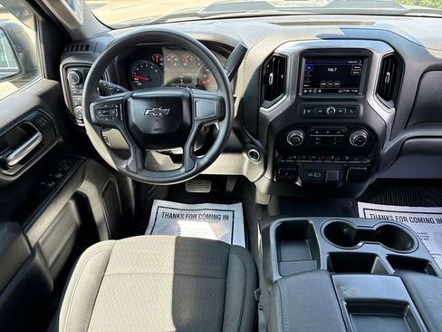 Used 2024 Chevrolet Silverado 1500 Custom Trail Boss AWD/4WD image 14