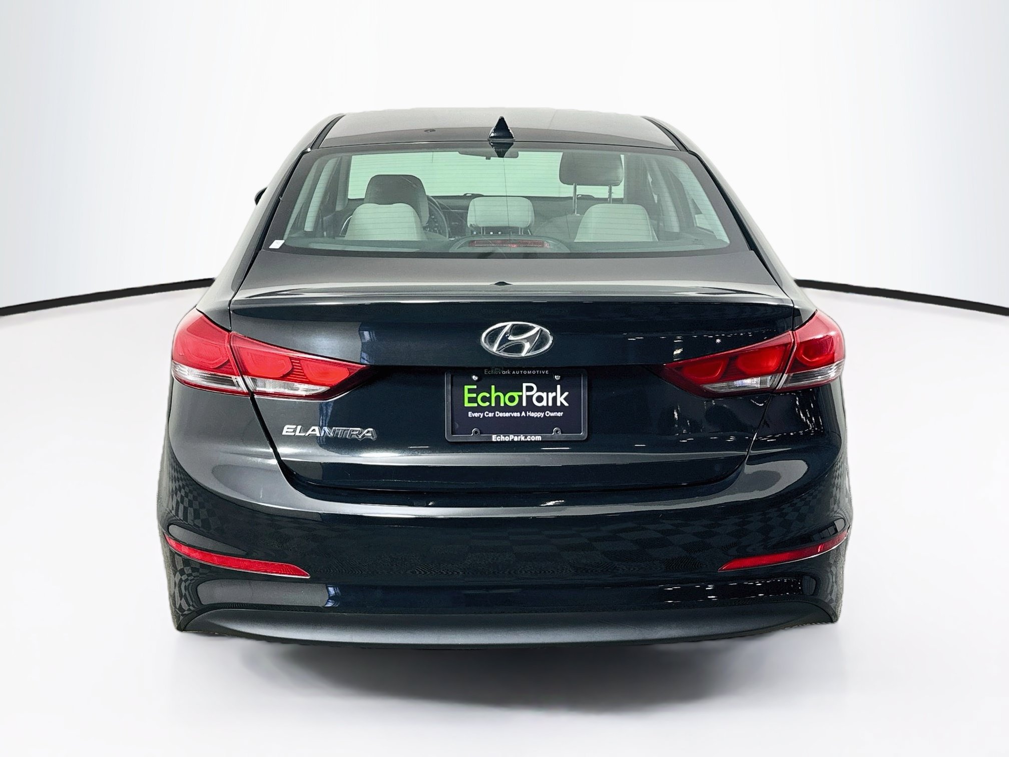 Used 2017 Hyundai Elantra SE FWD image 7