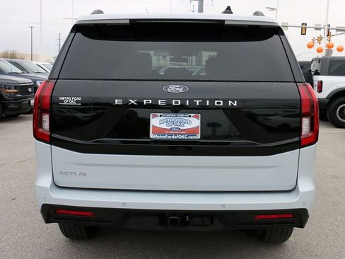 New 2026 Ford Expedition Active AWD/4WD image 6
