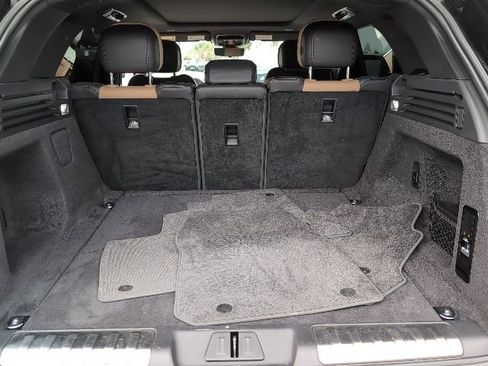 Used 2024 Land Rover Range Rover Sport Dynamic SE image 25