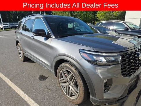 Used 2026 Ford Explorer ST w/ Sun And Sound Package AWD/4WD image 13