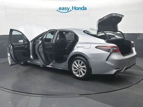 Used 2023 Toyota Camry SE FWD image 38