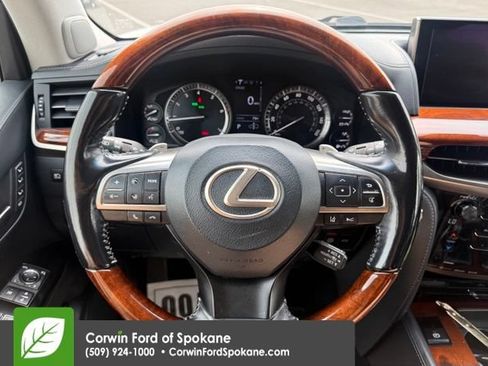 Used 2017 Lexus LX 570 4WD w/ Luxury Package image 26