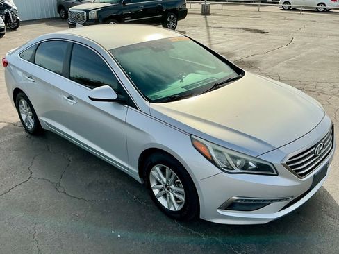 Used 2015 Hyundai Sonata SE image 4