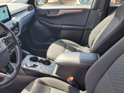 Used 2024 Ford Escape Active AWD/4WD image 30