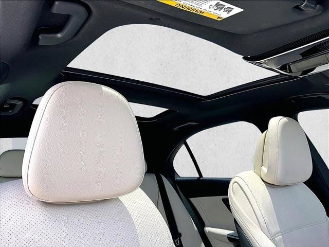 Used 2022 Mercedes-Benz C 300 Sedan image 17