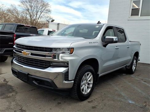 Used 2021 Chevrolet Silverado 1500 LT image 3