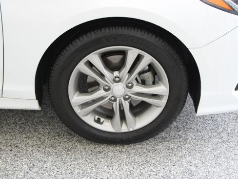 Used 2018 Hyundai Sonata SEL FWD image 5