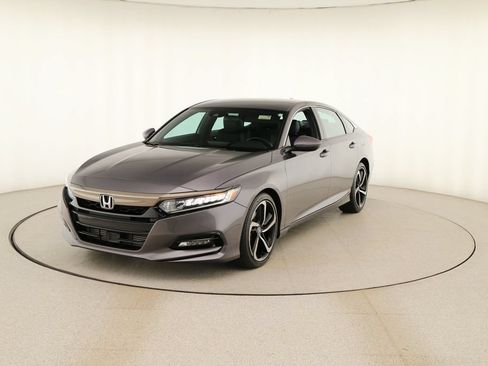 Used 2019 Honda Accord Sport image 12