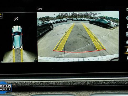 Used 2022 Mercedes-Benz GLE 580 4MATIC w/ Night Package image 28