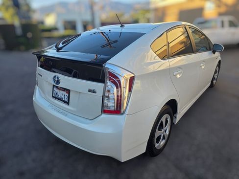 Used 2015 Toyota Prius Two FWD image 6