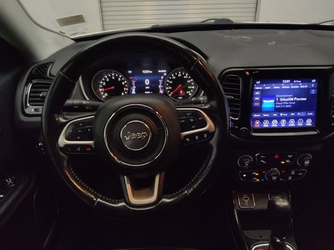 Used 2021 Jeep Compass Limited FWD image 22