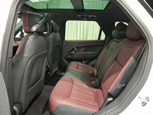 Certified 2025 Land Rover Range Rover Sport Dynamic SE AWD/4WD image 9