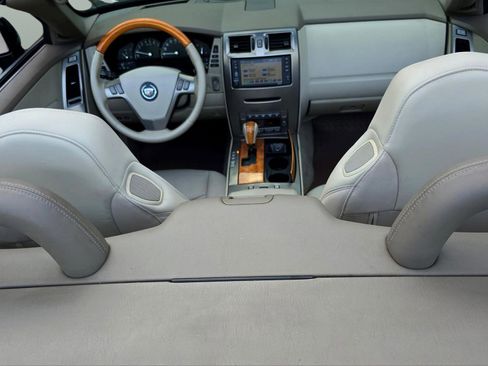 Used 2004 Cadillac XLR image 13