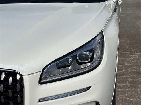 New 2025 Lincoln Corsair Grand Touring w/ Rear Removable Package Tray image 10