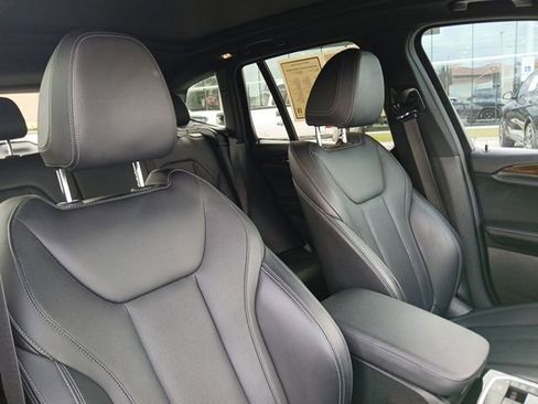 Used 2022 BMW X3 sDrive30i w/ Premium Package image 18