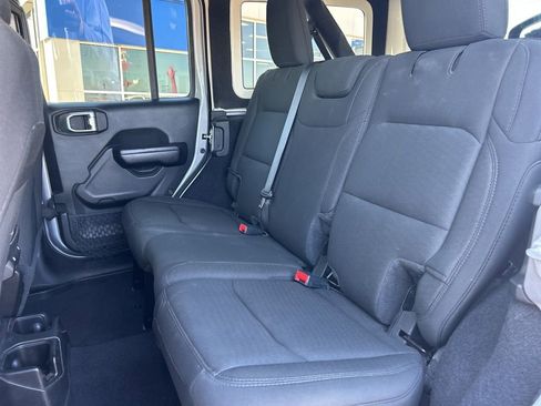 Used 2020 Jeep Wrangler Unlimited Sport image 29