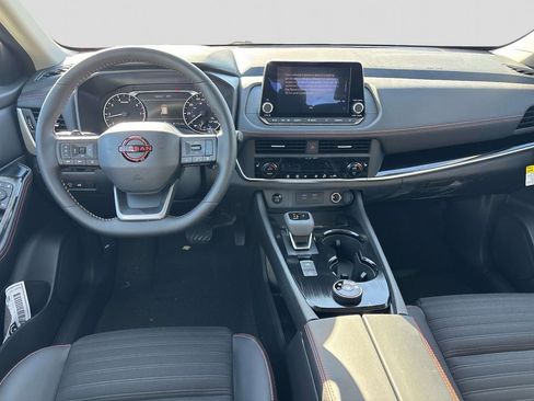 New 2026 Nissan Rogue SV image 7